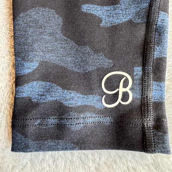 NWOT Bombshell Sportswear Fit Camo Legging Blue Size Large - Picture 10 of 14